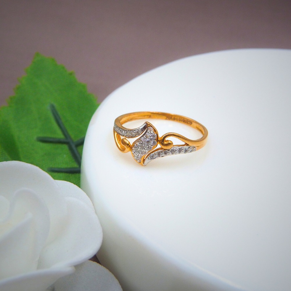 Fancy Lady Ring 22k Gold