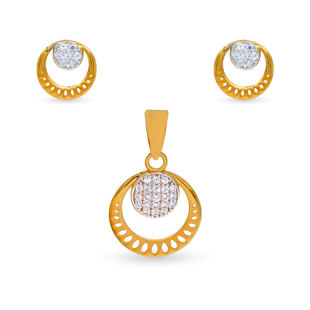 Round Fancy 22k Gold Pendant Set