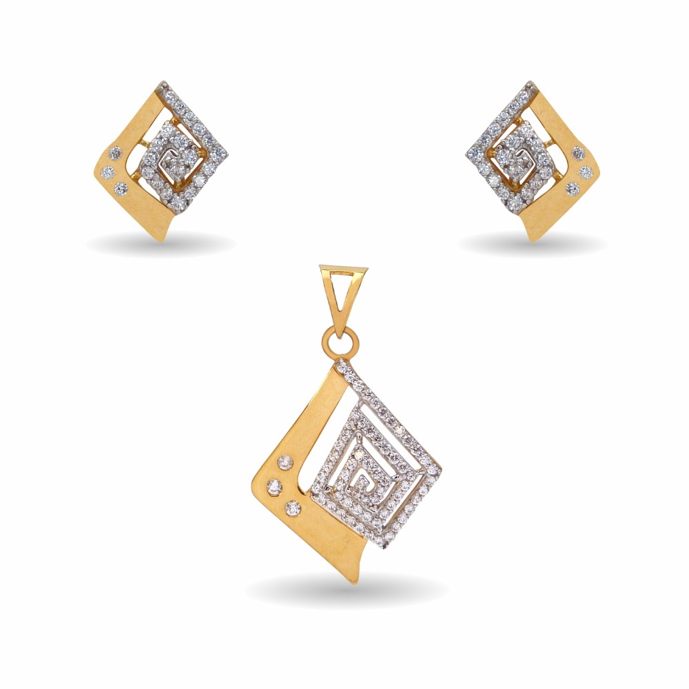 22k Gold CZ Pendant Set