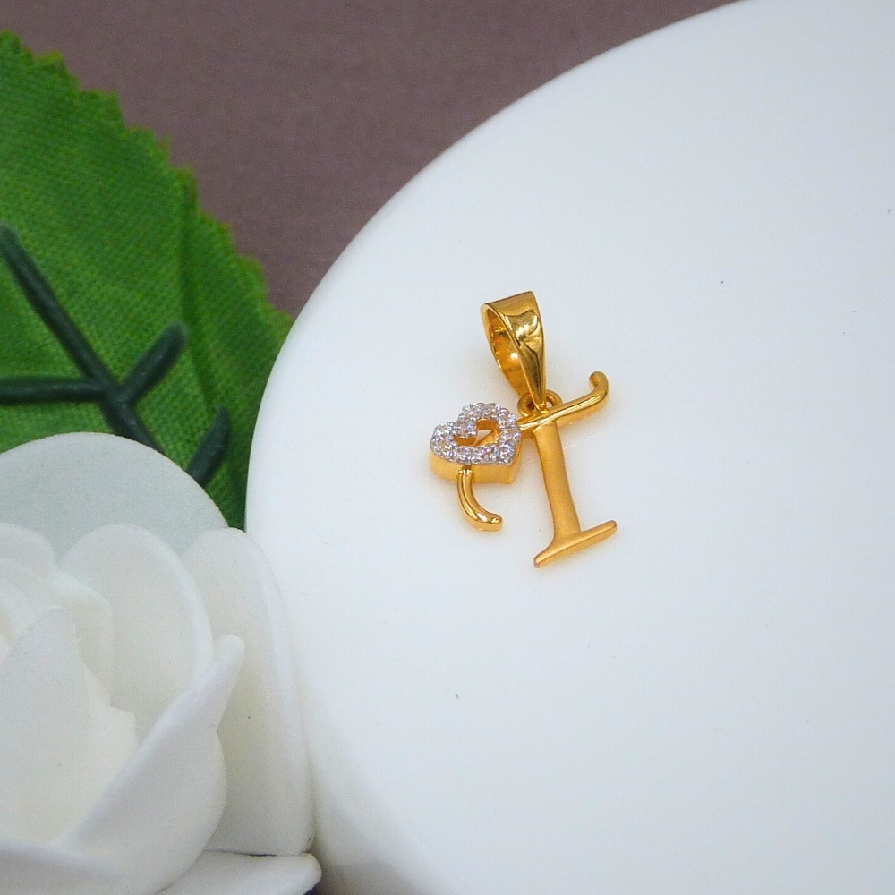 ' t ' alphabet 18k gold pendant