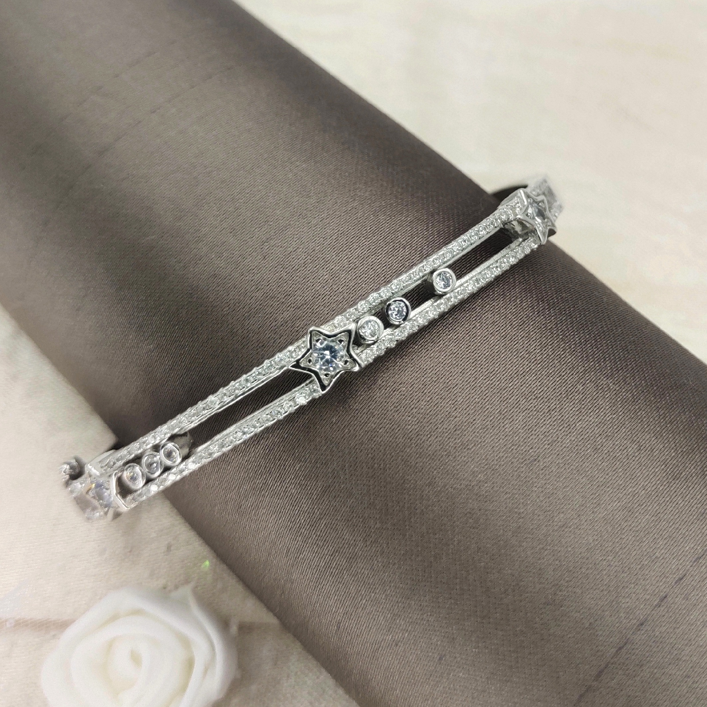 Moving Diamond Star 925 Silver Bracelet