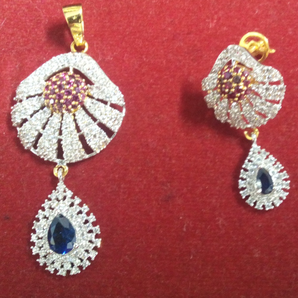 916 Gold Stylish pendant set