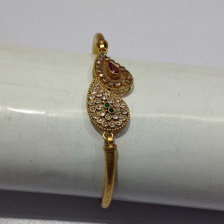 22KT Yellow Gold Ladies Antique Special Bracelet