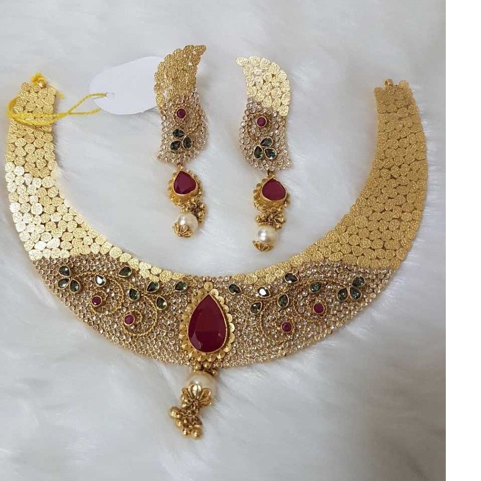 916 Gold Ladies Antique Indian Special Necklace Set