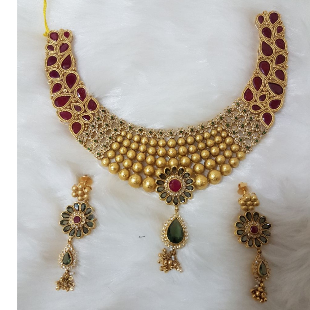 22KT Gold Junagadh antique Fashionable Necklace Set
