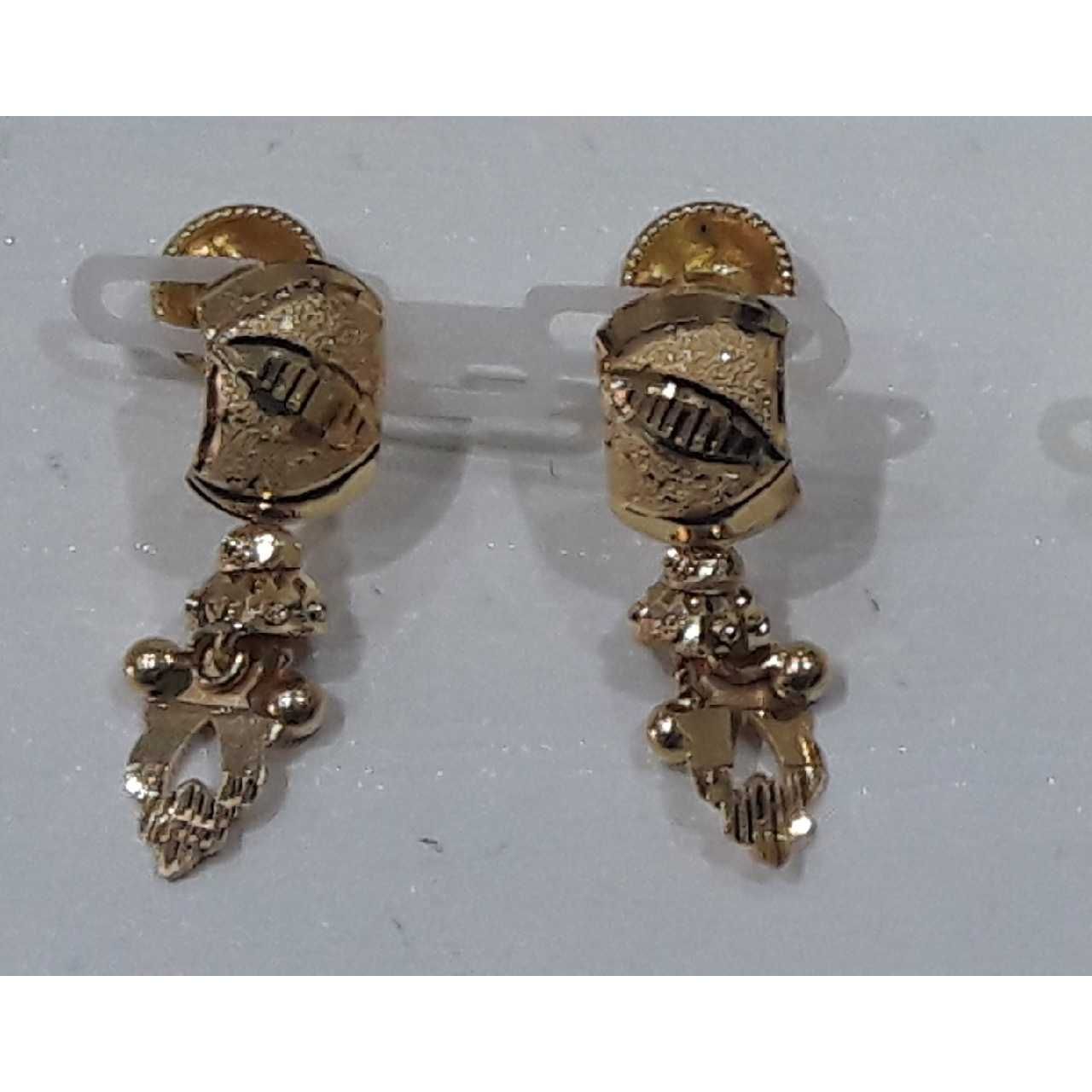 22KT Gold Ladies Indian Vertical Studded Earrings