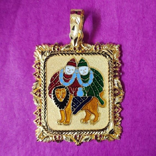22kt. Gold Rectangle Shape Chamunda Ma Mina Pendal