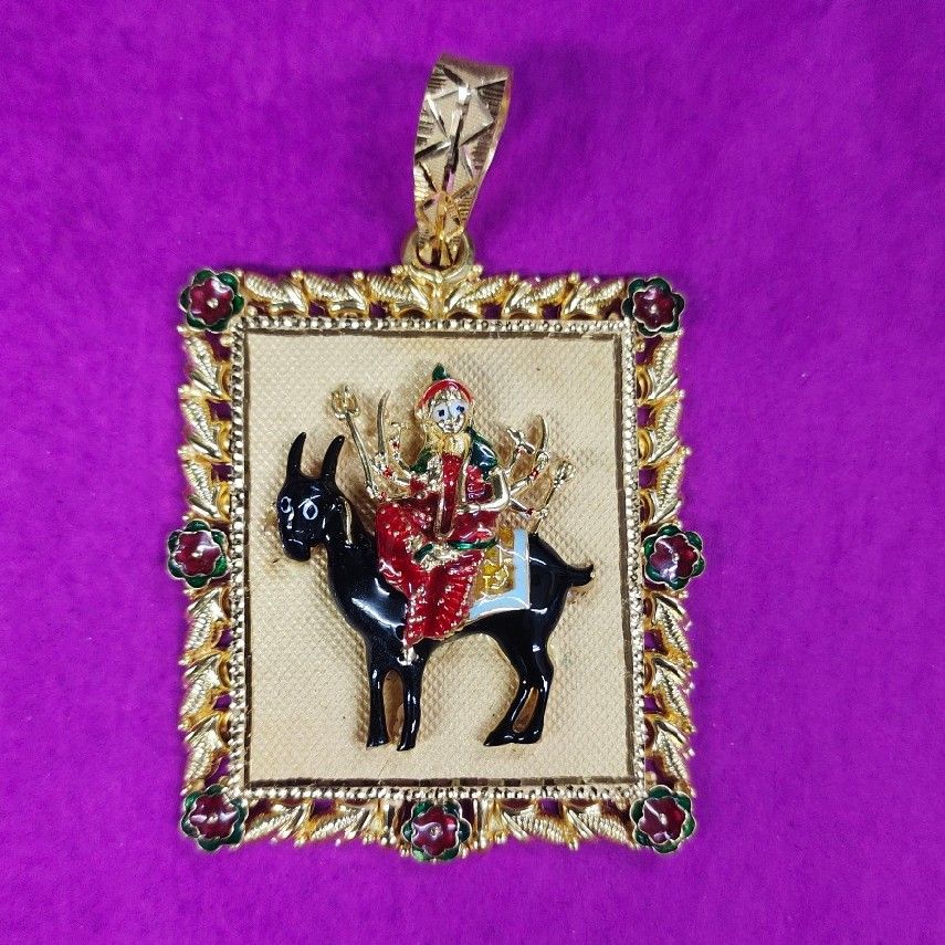 916 Gold Antique Melaldi Ma Mina Pendant