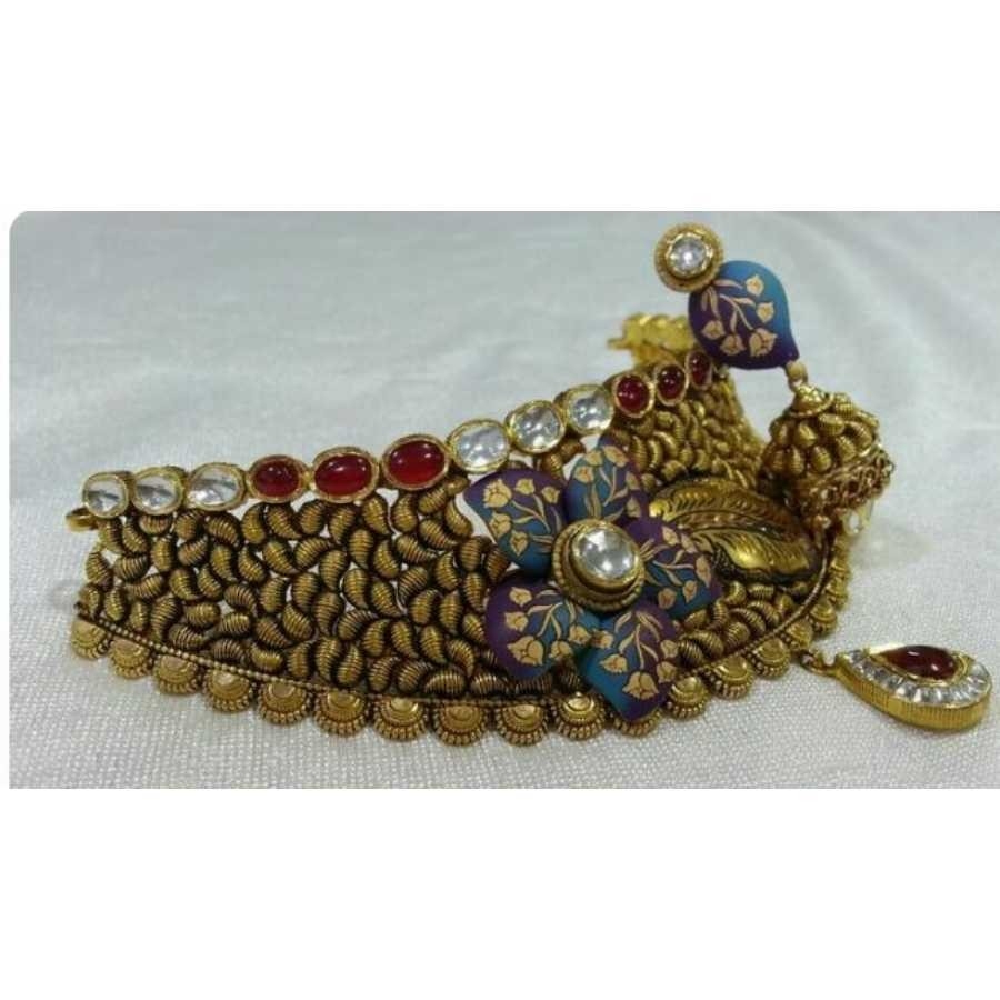 22k Gold Jadtar Necklace Set