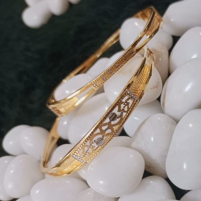 22Kt Gold Moden Design Bangles