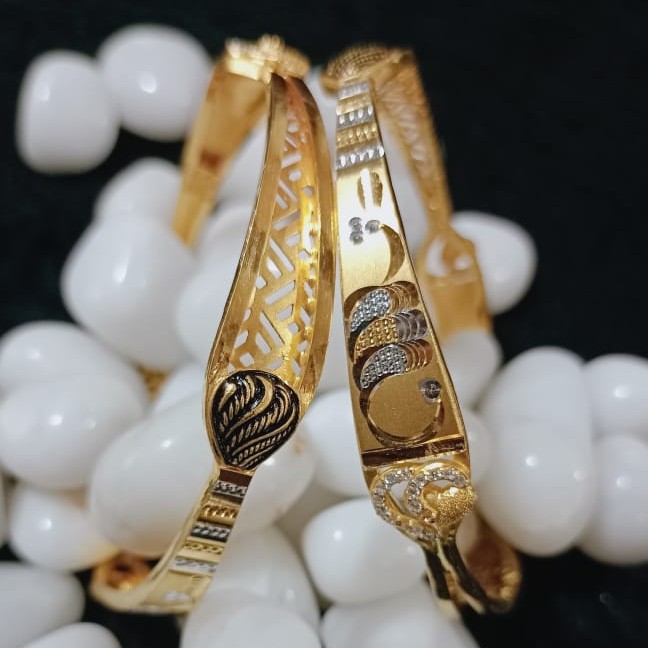 22K Gold Machine Cut Bangles
