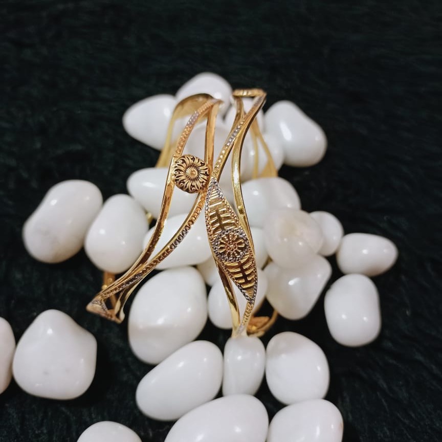 22K Gold Fancy Daily Wear Kadli Bangle