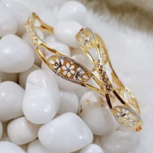 916 Gold Fancy Flower Design Bangle