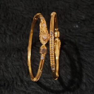 916 Gold Delicate Bangle