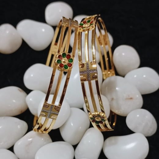 916 Gold Elegant Triple Pipe Kadli Bangle