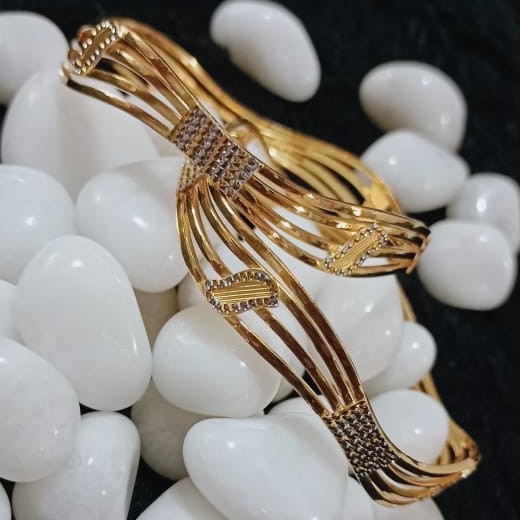916 Gold Zigzag Design Bangle