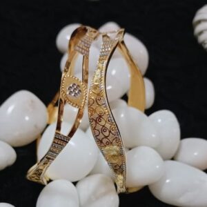 916 Gold Elegant Bangle