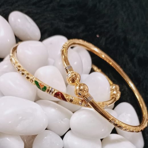 916 Gold Hallmarked Kadli Bangle