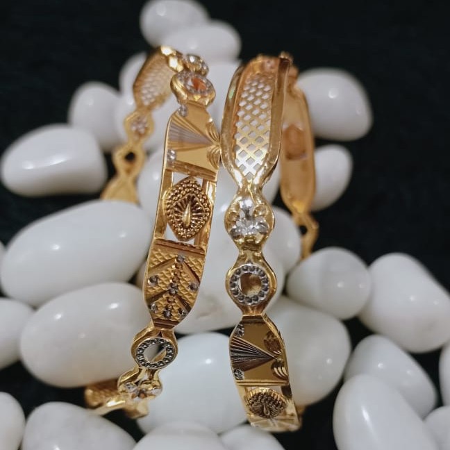 916 Gold Copper Kadli Bangle