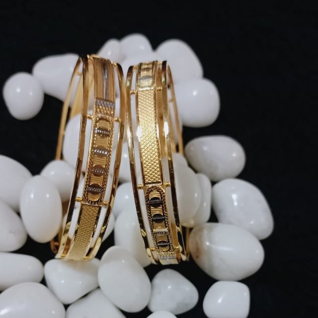 22K Gold Triple Pipe Kadli Bangle