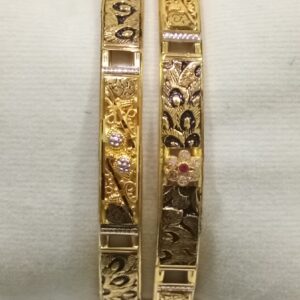916 CZ Antique Bangle SG-229