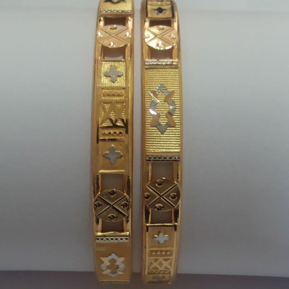 22ct Exclusive designer outlet SG-140
