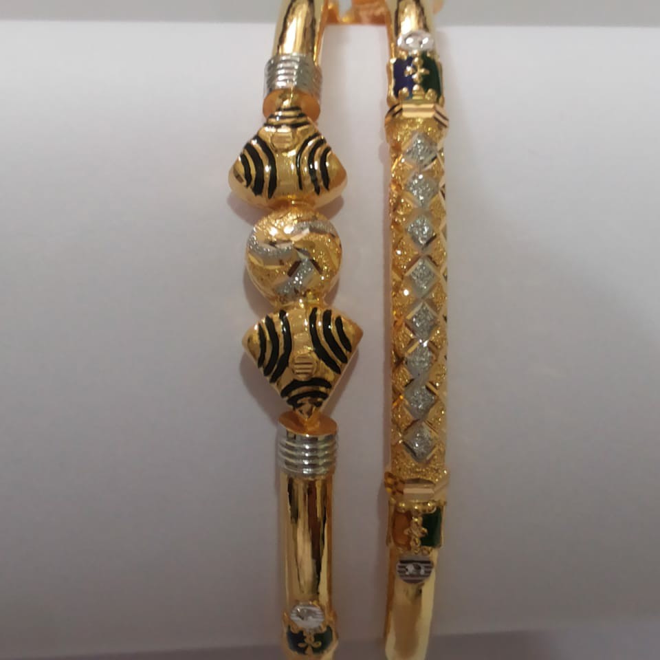 22KT Cz Antique Bangle SG-89