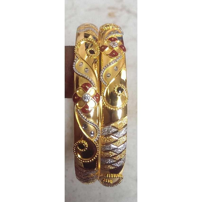 22KT Gold Fancy Bangle