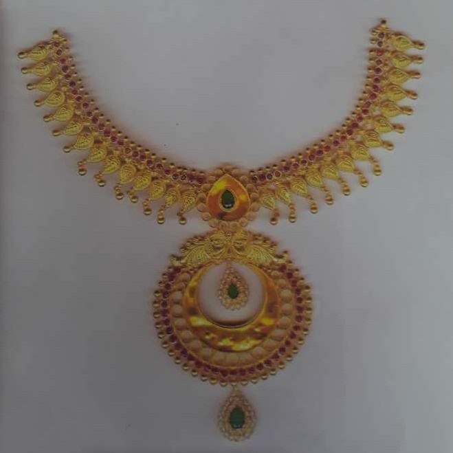 22KT Gold Ladies Fancy Necklace
