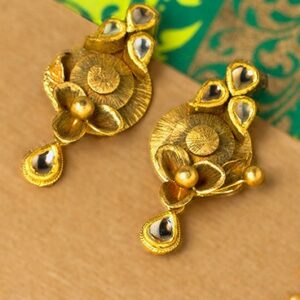 916 Gold Floral Design Necklace Set
