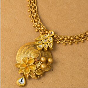 916 Gold Floral Design Necklace Set