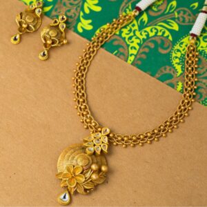 916 Gold Floral Design Necklace Set