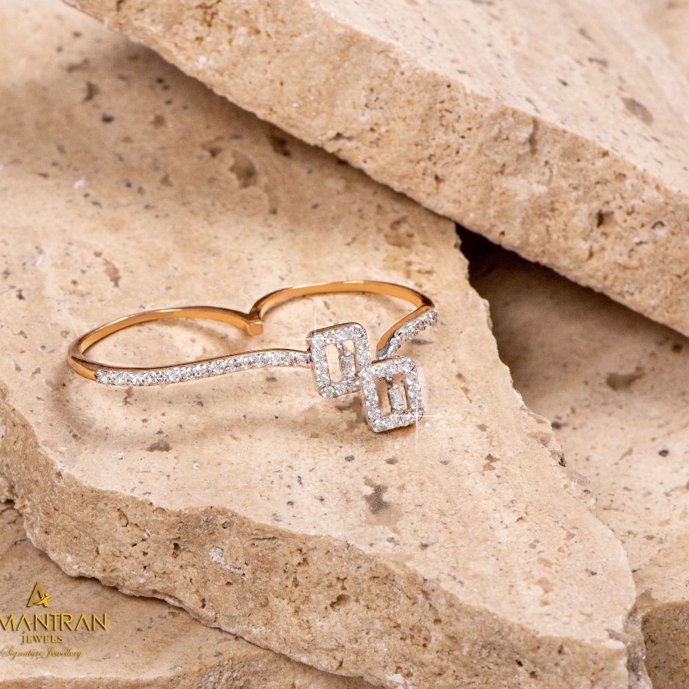 two finger ring