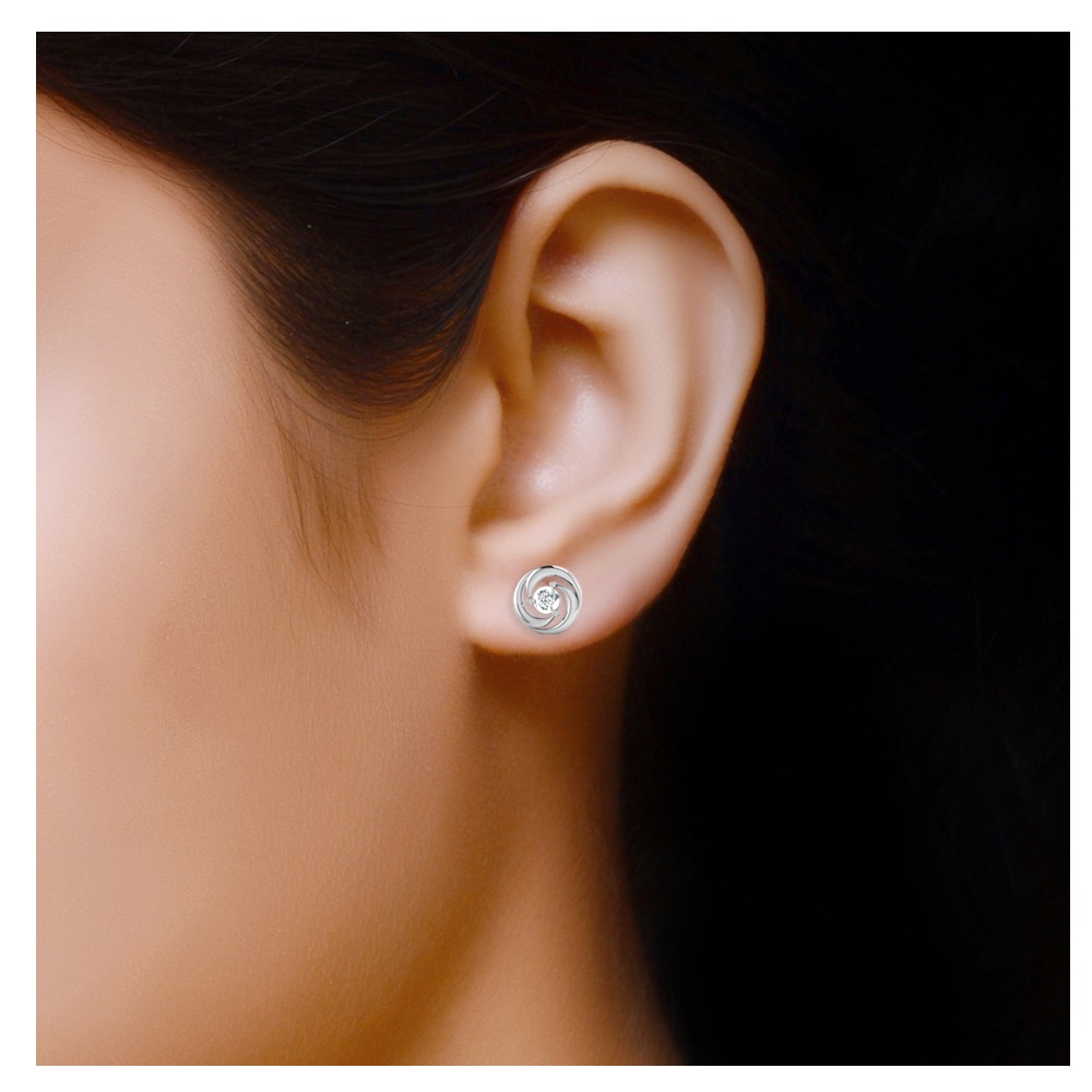 round diamond studs - Image 2
