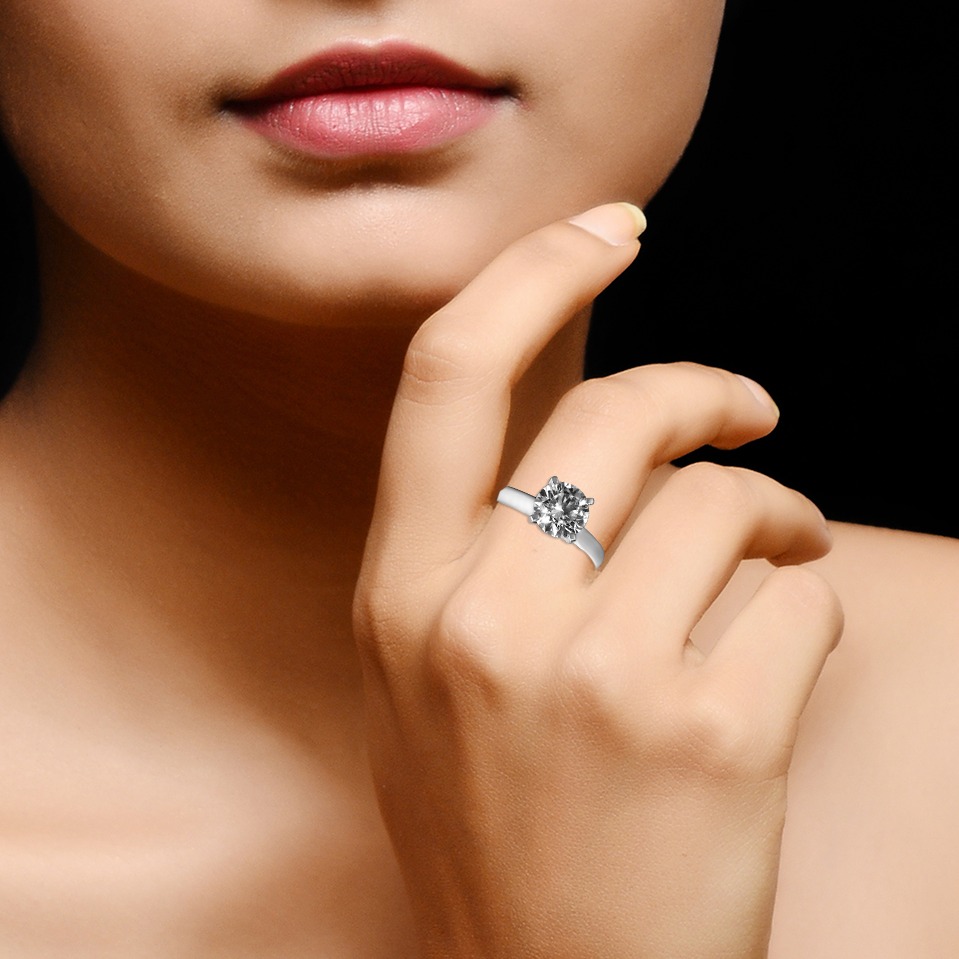 14KT SOLITAIRE RING - Image 2