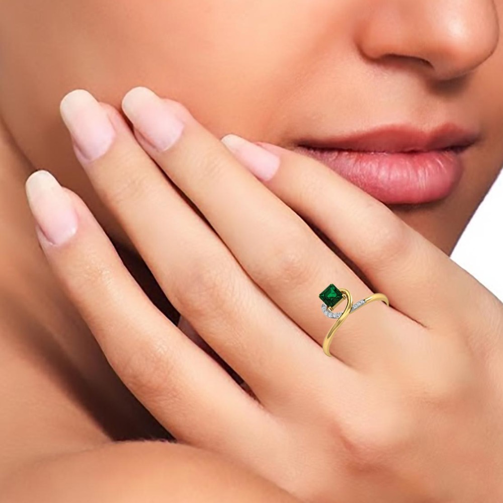 14kt gold square green stone ring - Image 2