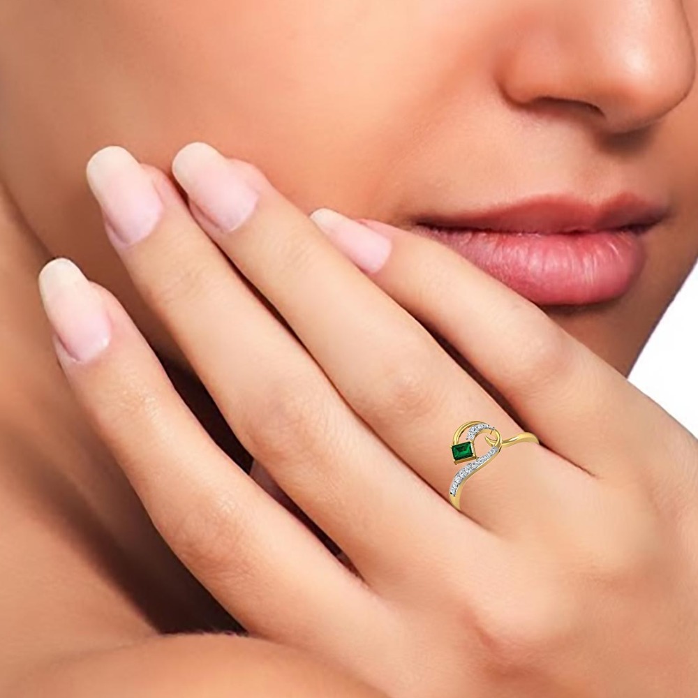 14KT SQUARE SHAPE STONE RING - Image 2