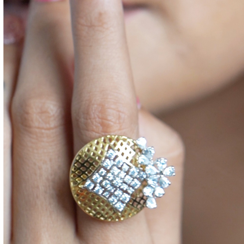 star jali diamond gold ring - Image 2