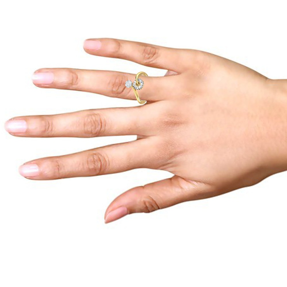 Gold 14kt Ladies ring - Image 2