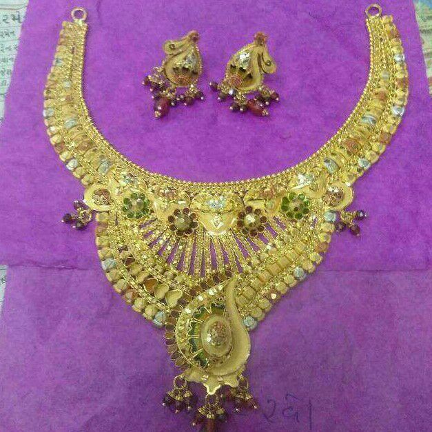 22KT Yellow Gold Ladies Kundan Antique Charming Necklace - Image 3
