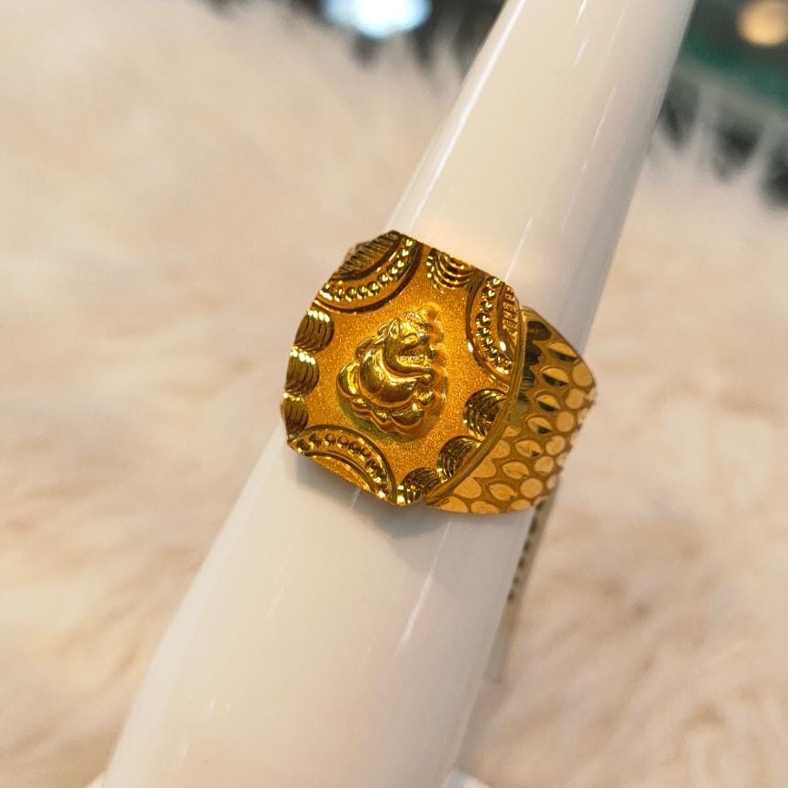 916 Gold Hallmark Ganesh Design Ring