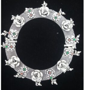 Silver Payal Gughari