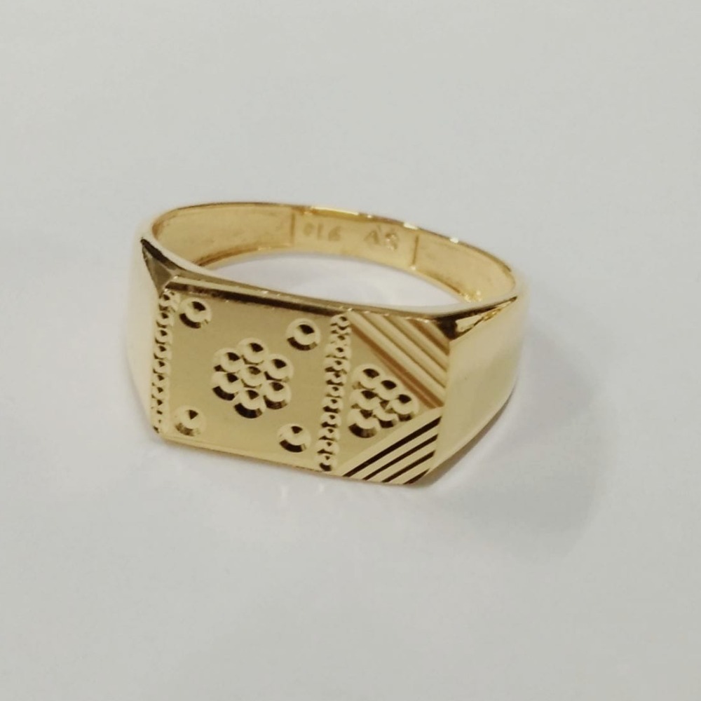 Gold fine gents ring
