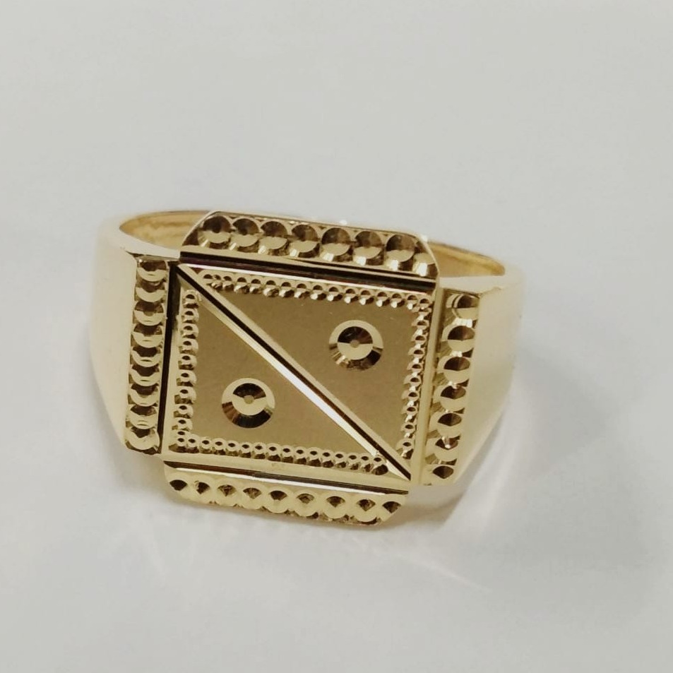 Gold gorgeous gents ring