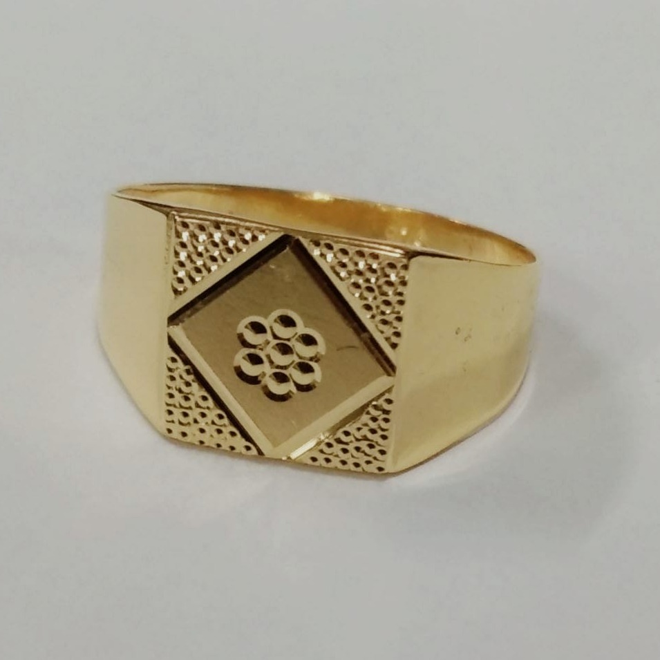 Gold gorgeous gents ring