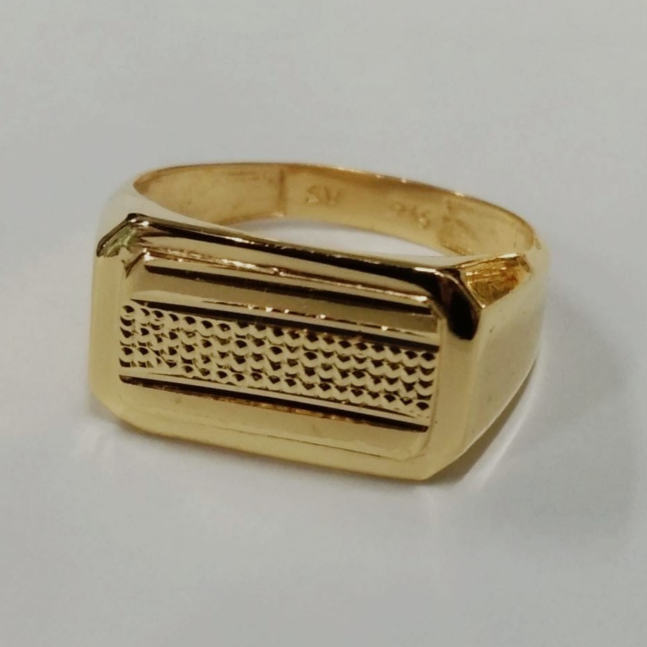 Gold classy gents ring