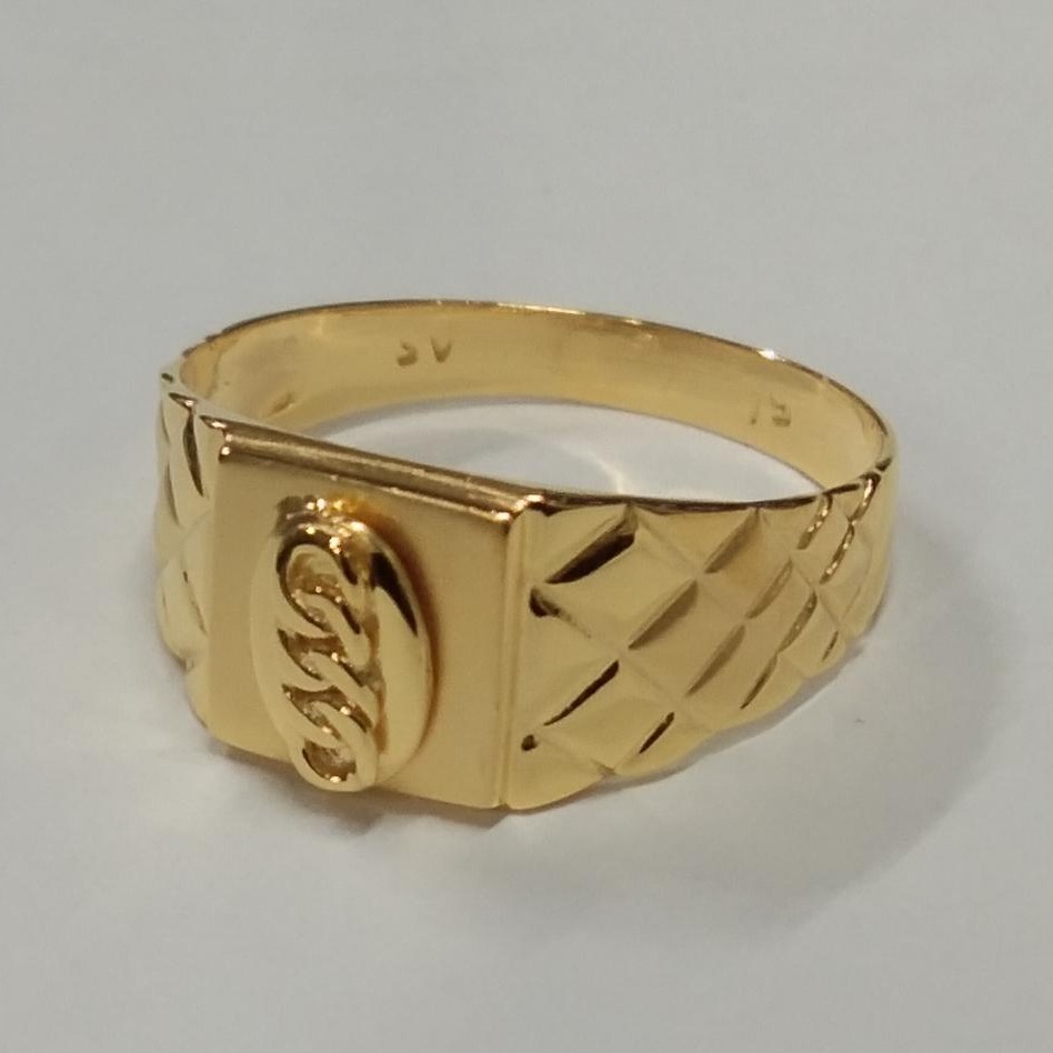 Gold anniversary gents ring