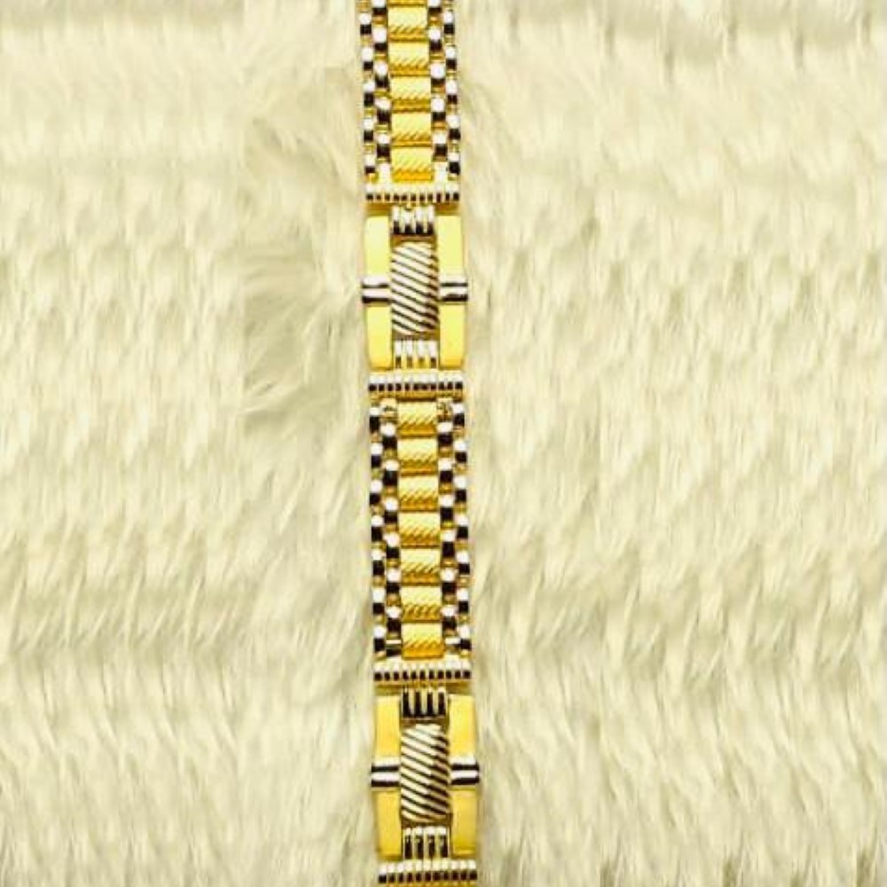 Gold light weight Gents Bracelet
