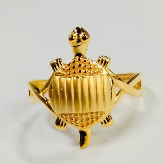 Gold light weight ring