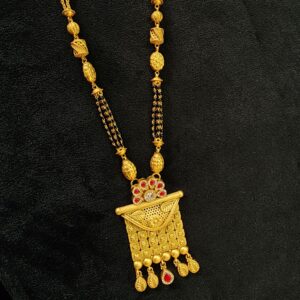 916 Gold Met Finishing Jadtar Short Mangalsutra